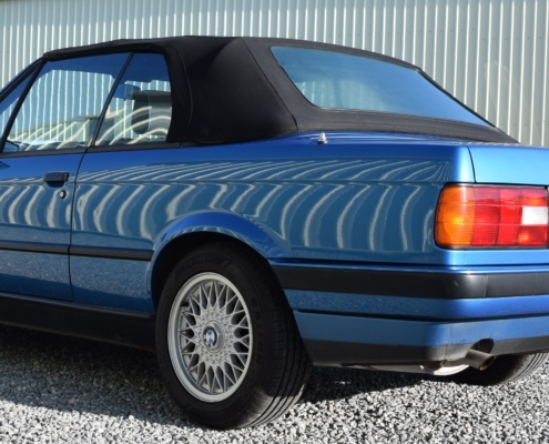 BMW 318I